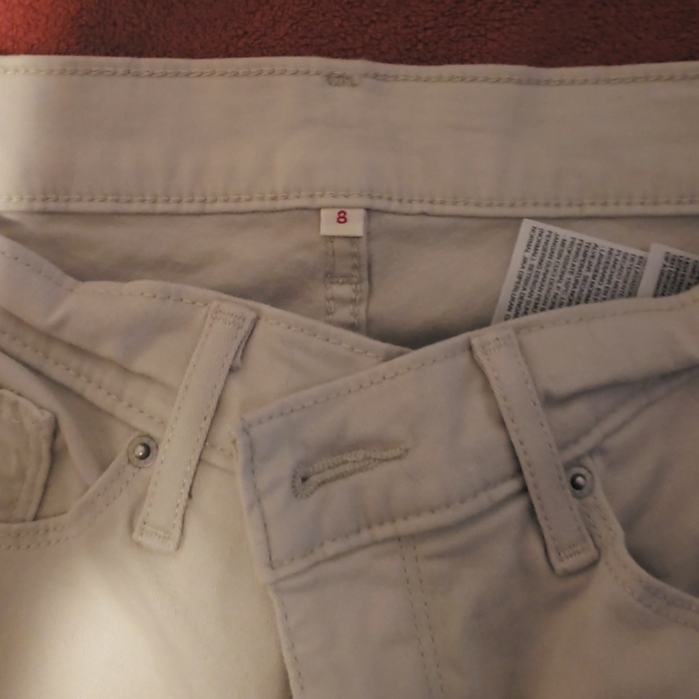 Capris - Picture 2 of 2